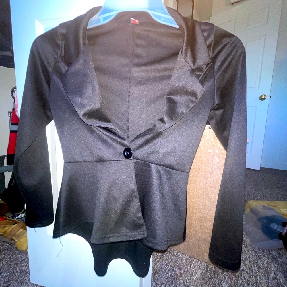 One button dress blazer